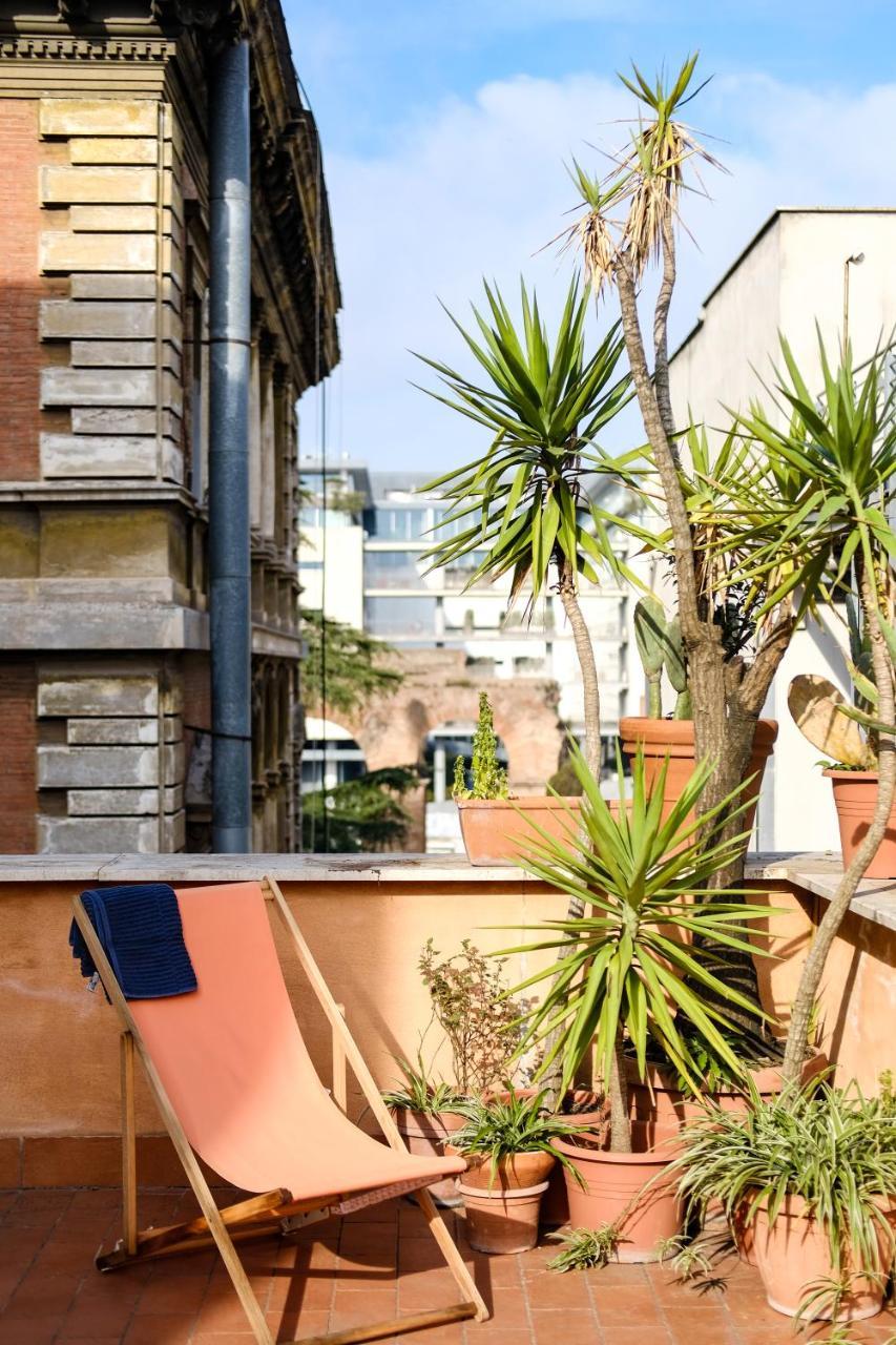 Spacious Apartment With Big Terrace At Colosseum Рим Екстер'єр фото